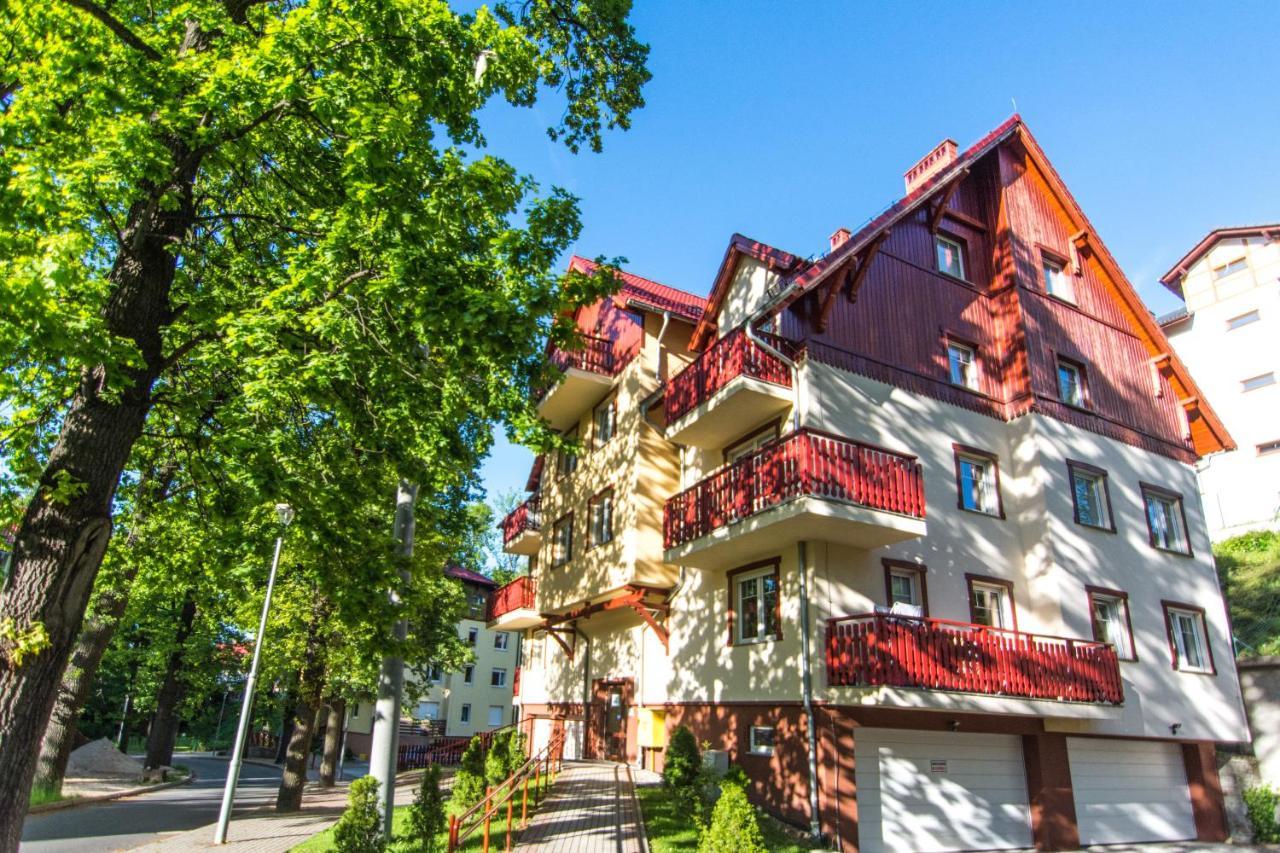 Apartamenty hoteLOVE z sauną Karpacz Exterior foto
